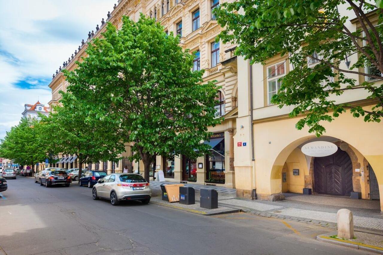 Apartments Almandine Prag Dış mekan fotoğraf
